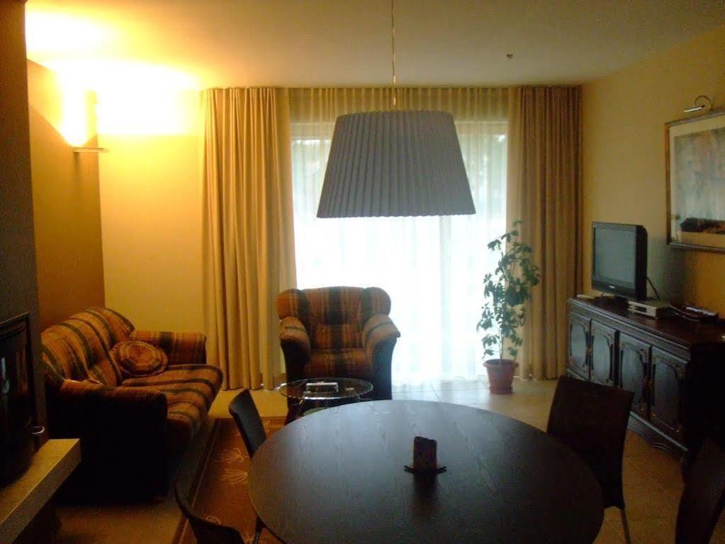 Namai Pas Gintara Hotel Паланга Екстериор снимка